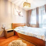 400m From Belvedere - Free Parking -
